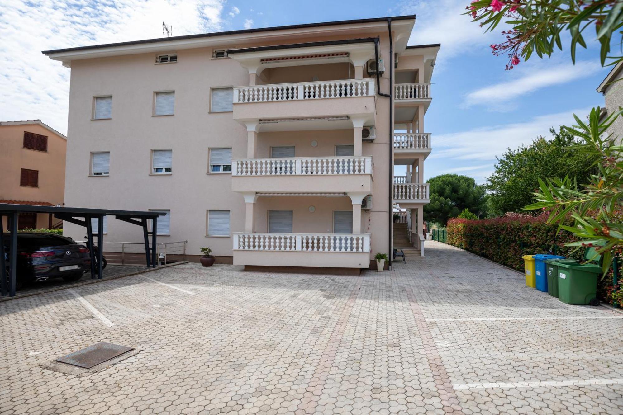 Apartments Lidija Matosevic Poreč Exterior foto